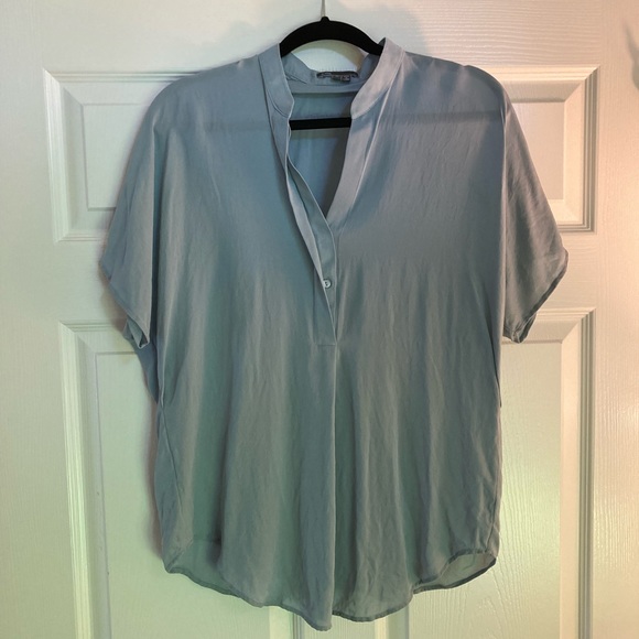 Vince Tops - Vince blue silk popover tunic size M